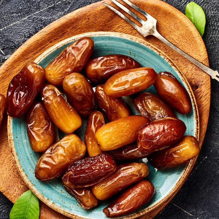 The Health Benefits of Organic Pitted Dates in the UK, Explained